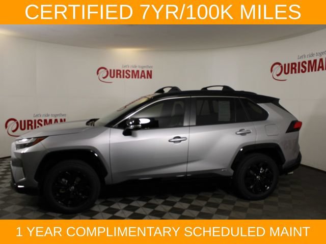 Used 2025 Toyota RAV4 XSE AWD/4WD image 3
