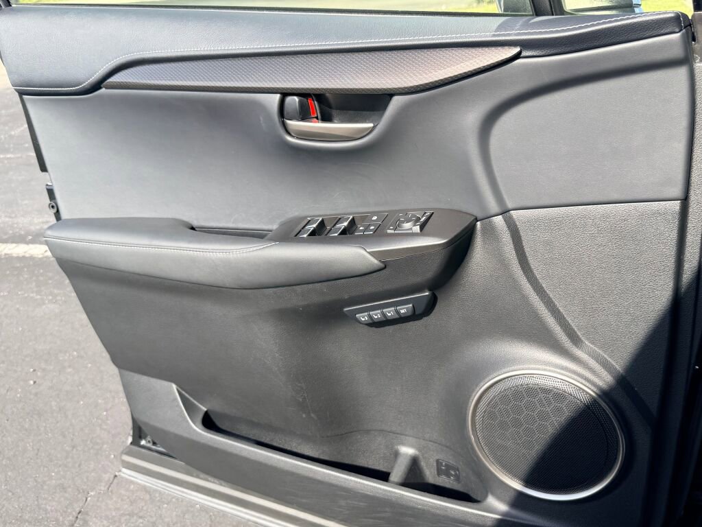 Used 2021 Lexus NX 300 image 21