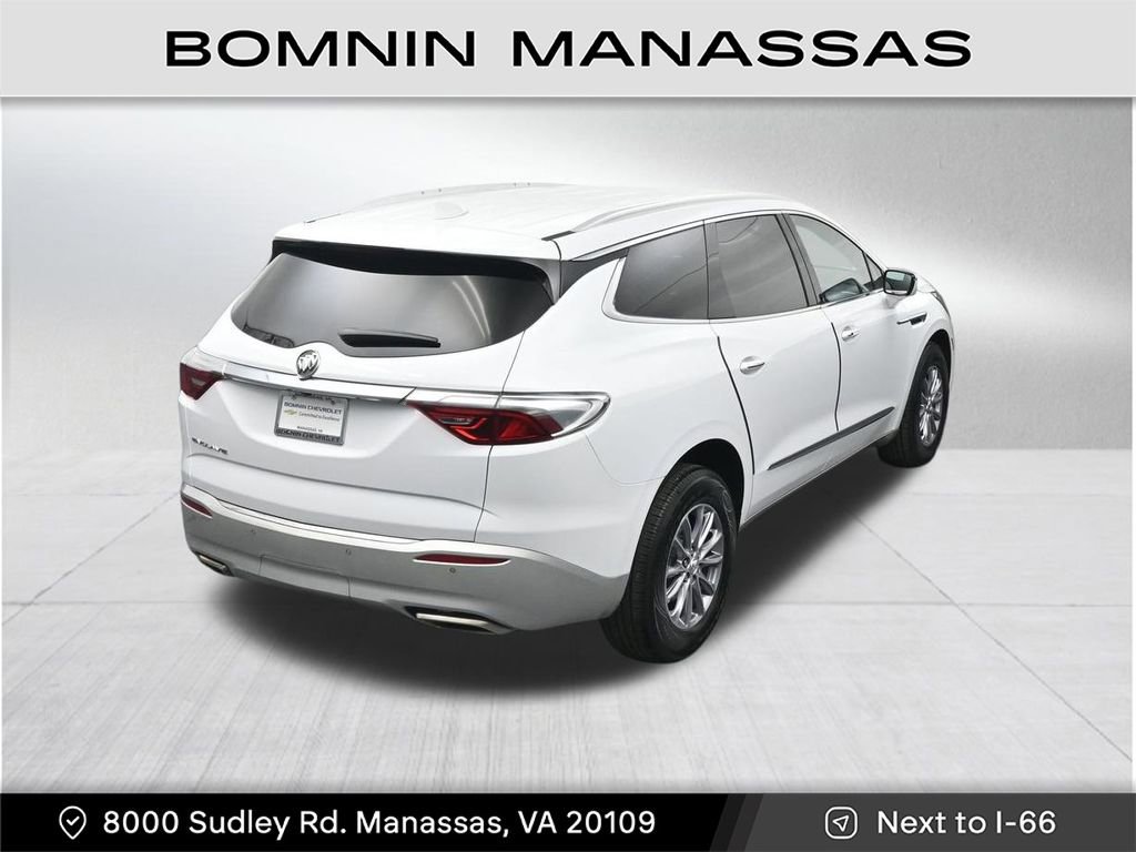 Used 2023 Buick Enclave Essence image 26