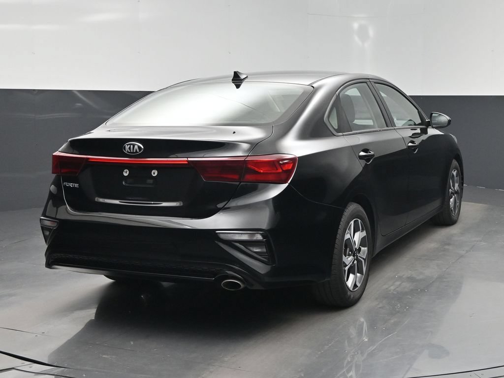 Used 2020 Kia Forte LXS FWD image 28