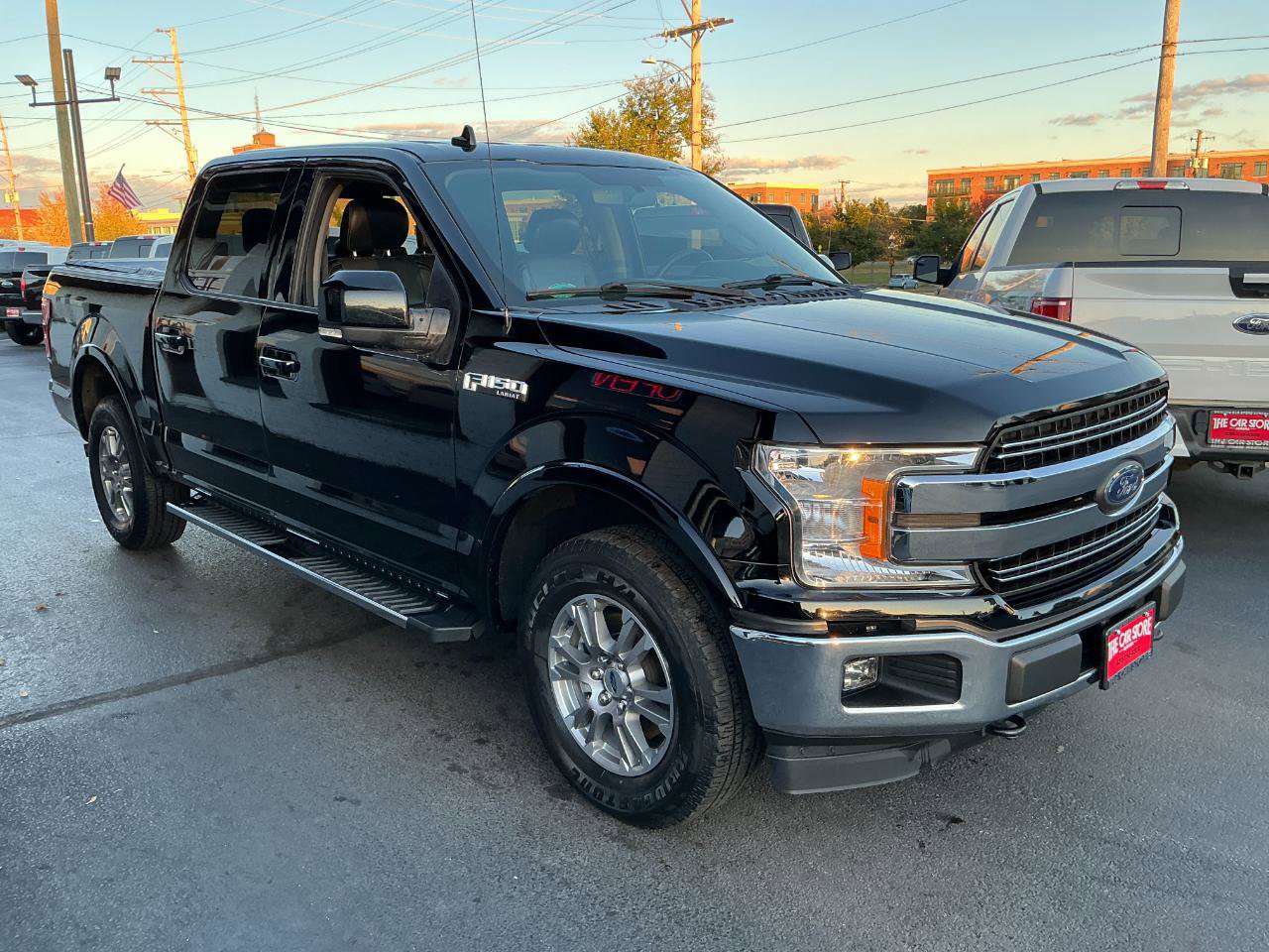 Used 2018 Ford F150 Lariat w/ Max Trailer Tow Package image 3