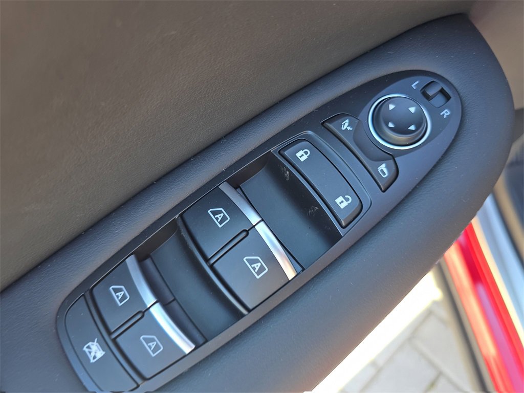 New 2025 INFINITI QX50 Sport image 17