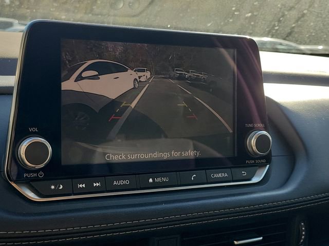 Used 2021 Nissan Rogue S image 24