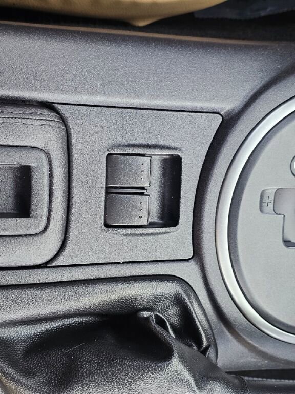 Used 2010 MAZDA MX-5 Miata Grand Touring image 27