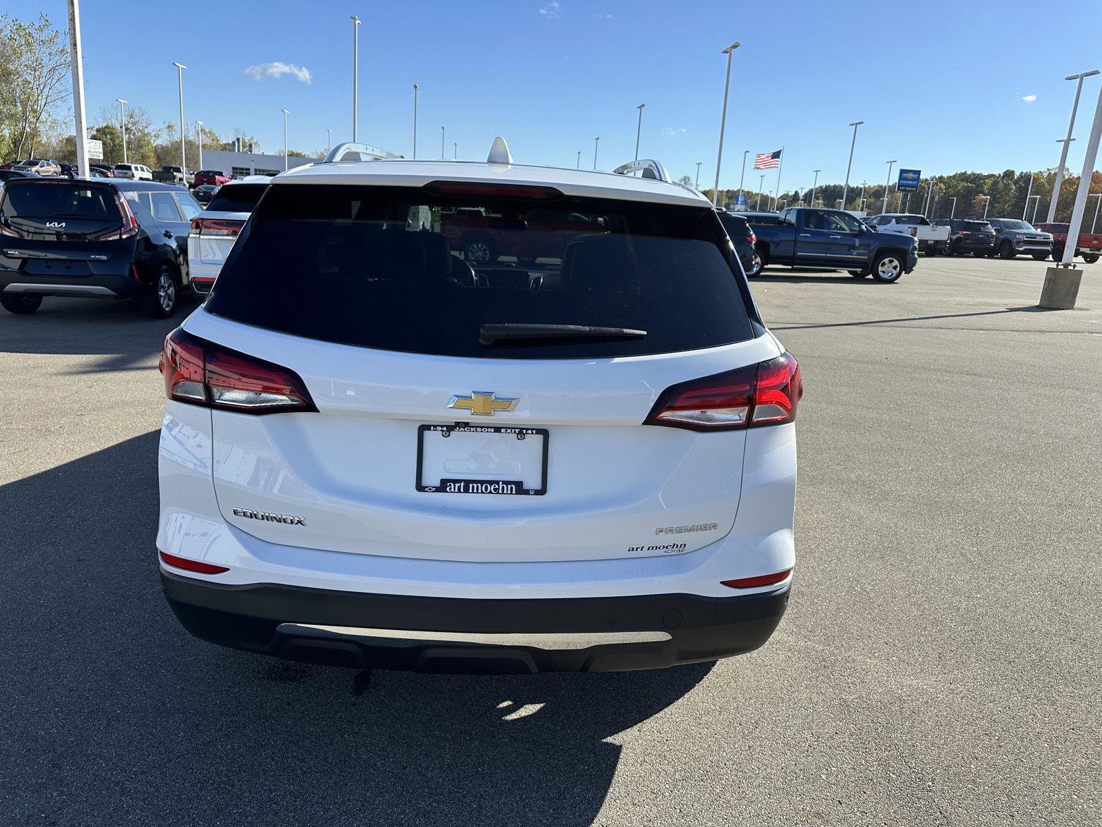 Used 2022 Chevrolet Equinox Premier image 4