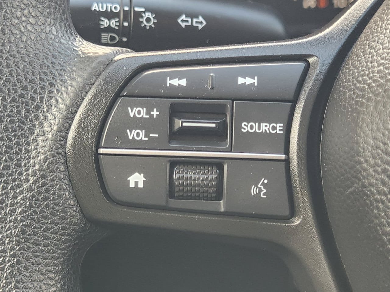 Used 2023 Honda CR-V EX image 27