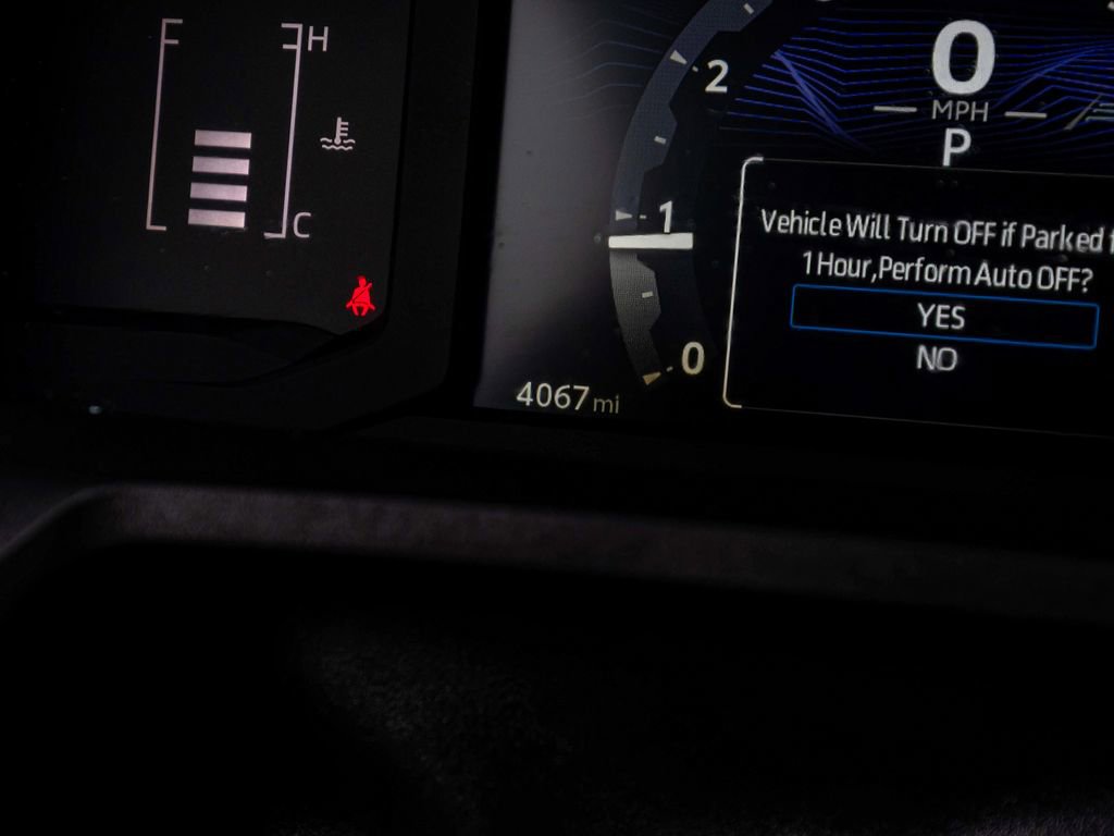 Used 2025 Toyota Tacoma SR5 AWD/4WD image 18