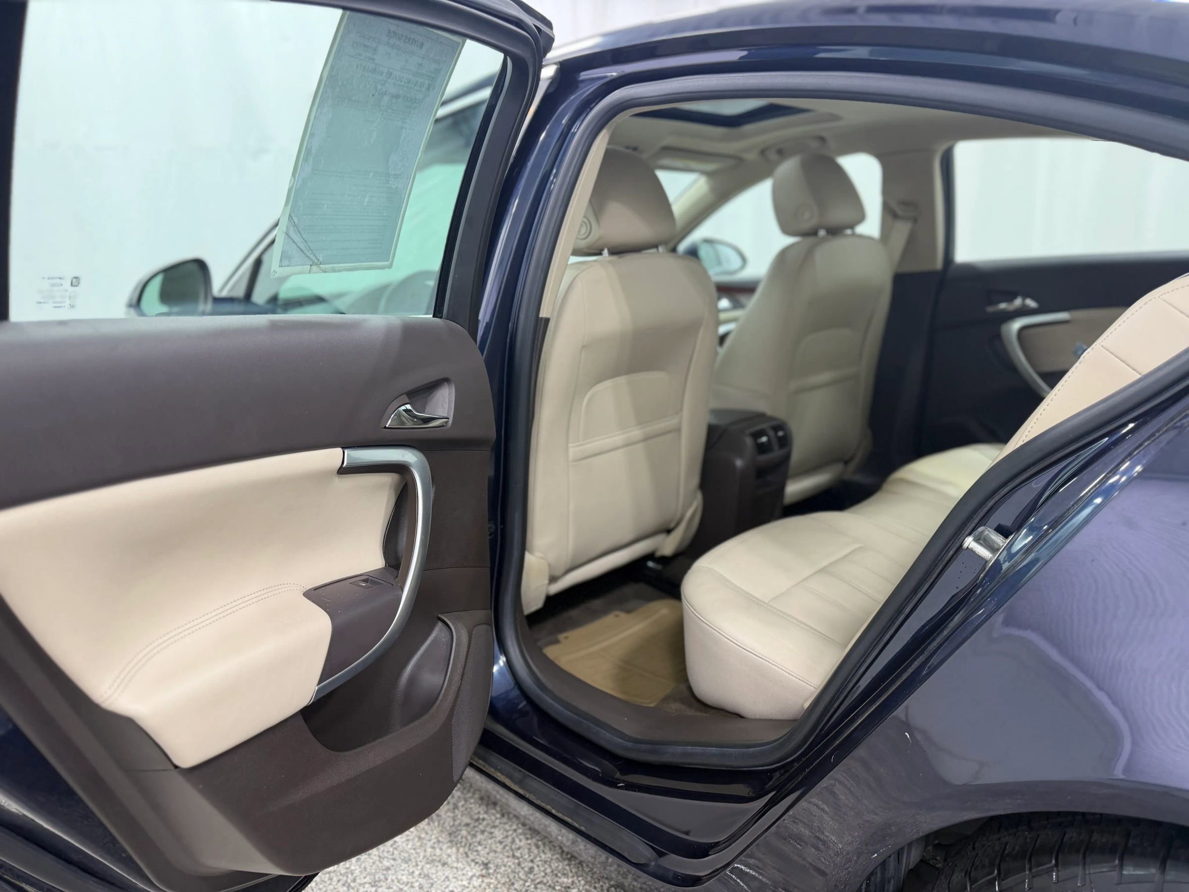 Used 2015 Buick Regal FWD image 32