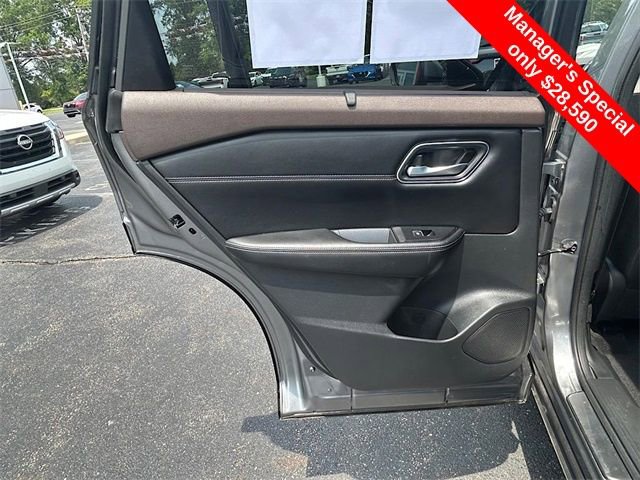 Certified 2023 Nissan Rogue Platinum w/ Platinum Premium Package image 22