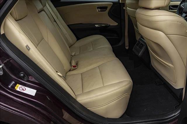 Used 2017 Toyota Avalon Touring image 26