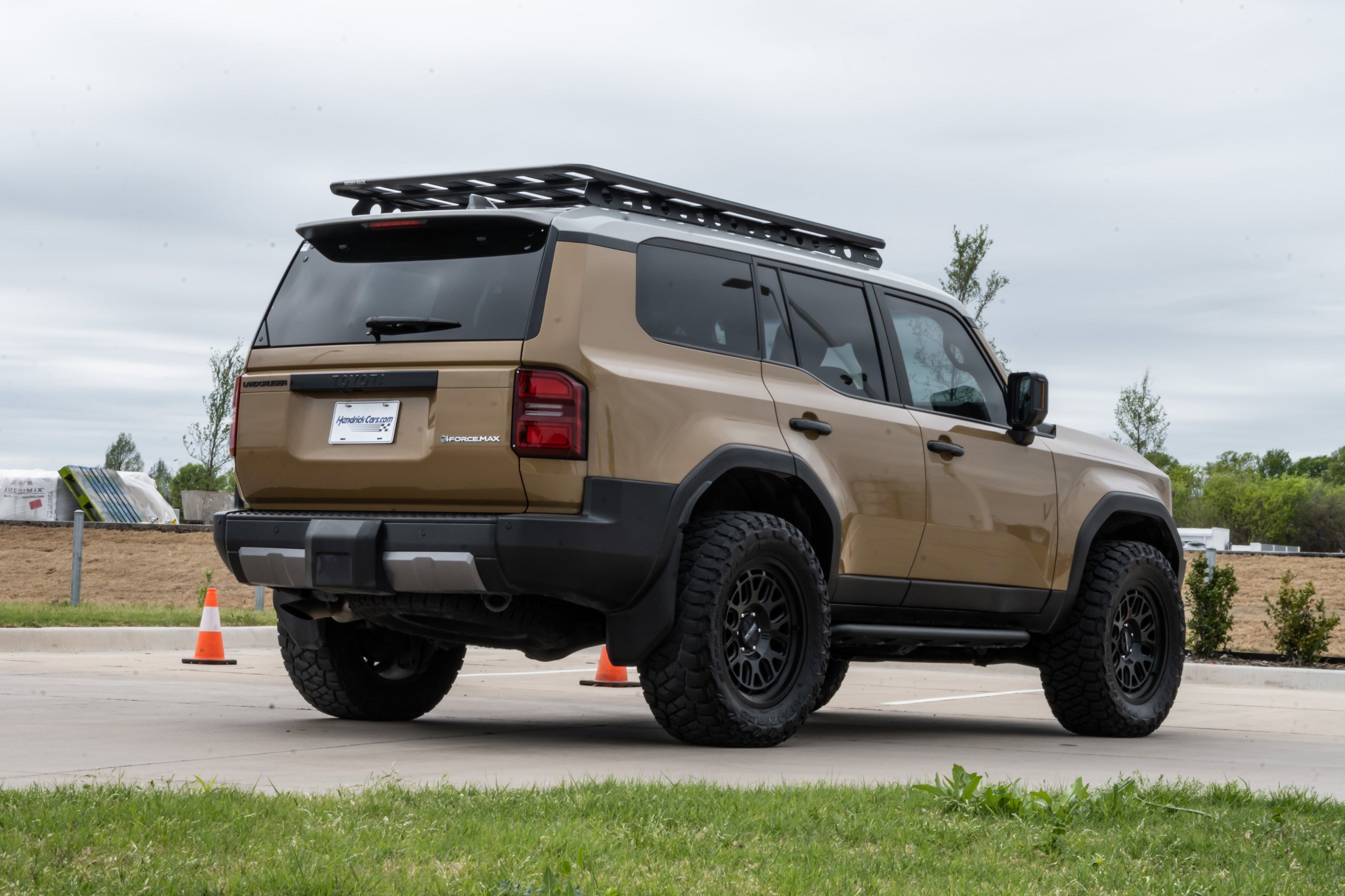 Used 2024 Toyota Land Cruiser image 9