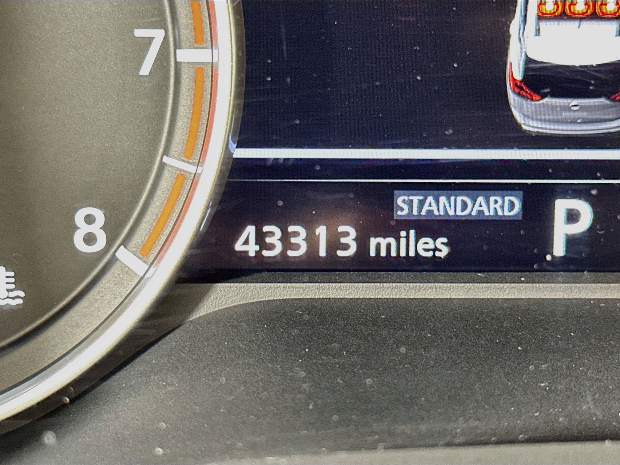 Used 2025 Nissan Rogue SV w/ SV Premium Package FWD image 19