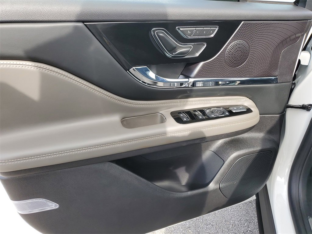 New 2026 Lincoln Corsair Grand Touring image 17