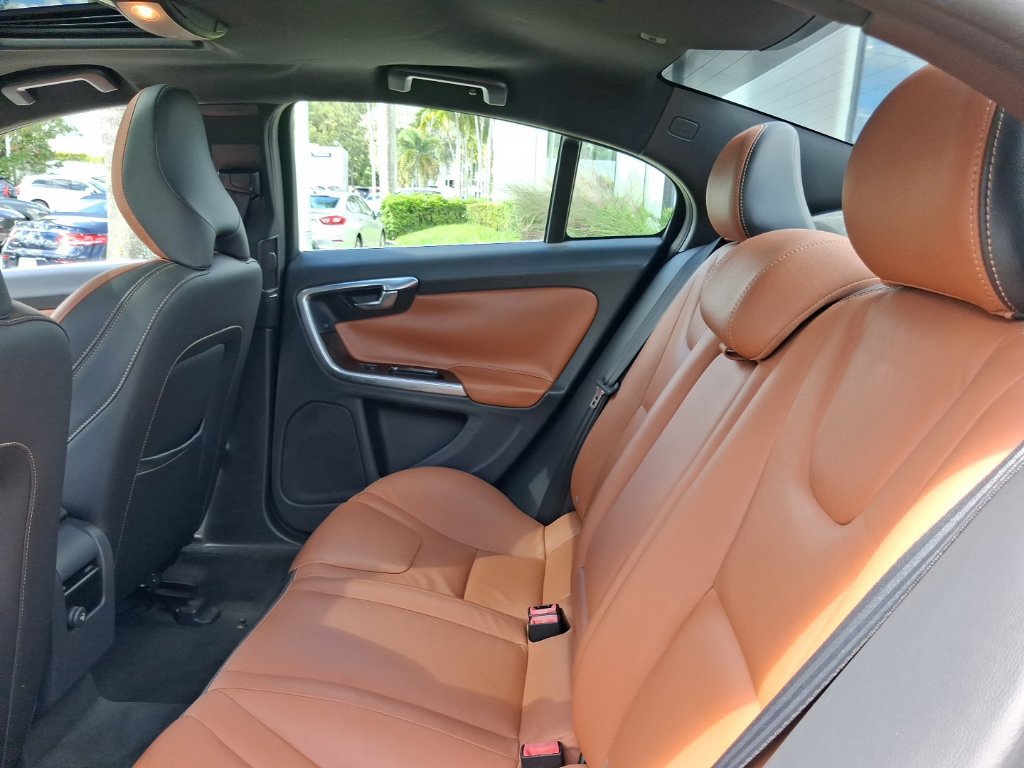 Used 2015 Volvo S60 T5 Platinum FWD image 8