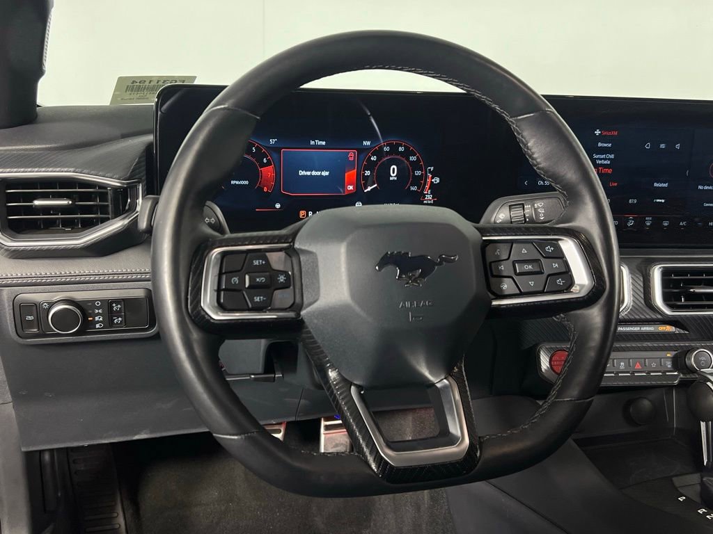 Used 2025 Ford Mustang Premium image 13