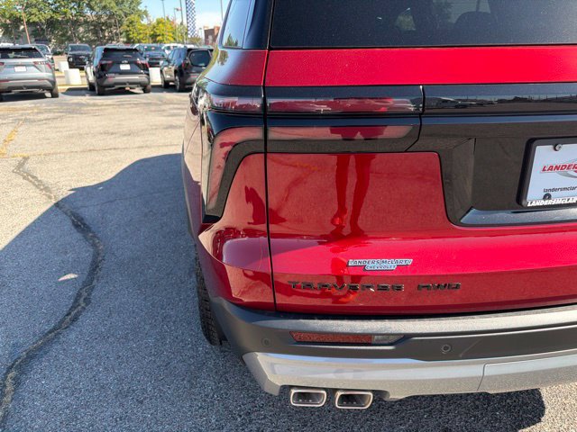 New 2027 Chevrolet Traverse Z71 w/ Driver Confidence Package AWD/4WD image 16