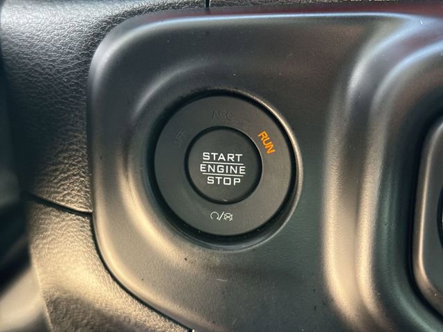 Used 2023 Jeep Wrangler Unlimited Rubicon w/ Cold Weather Group AWD/4WD image 25