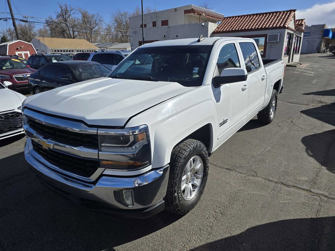 Used 2018 Chevrolet Silverado 1500 LT w/ Texas Edition image 2