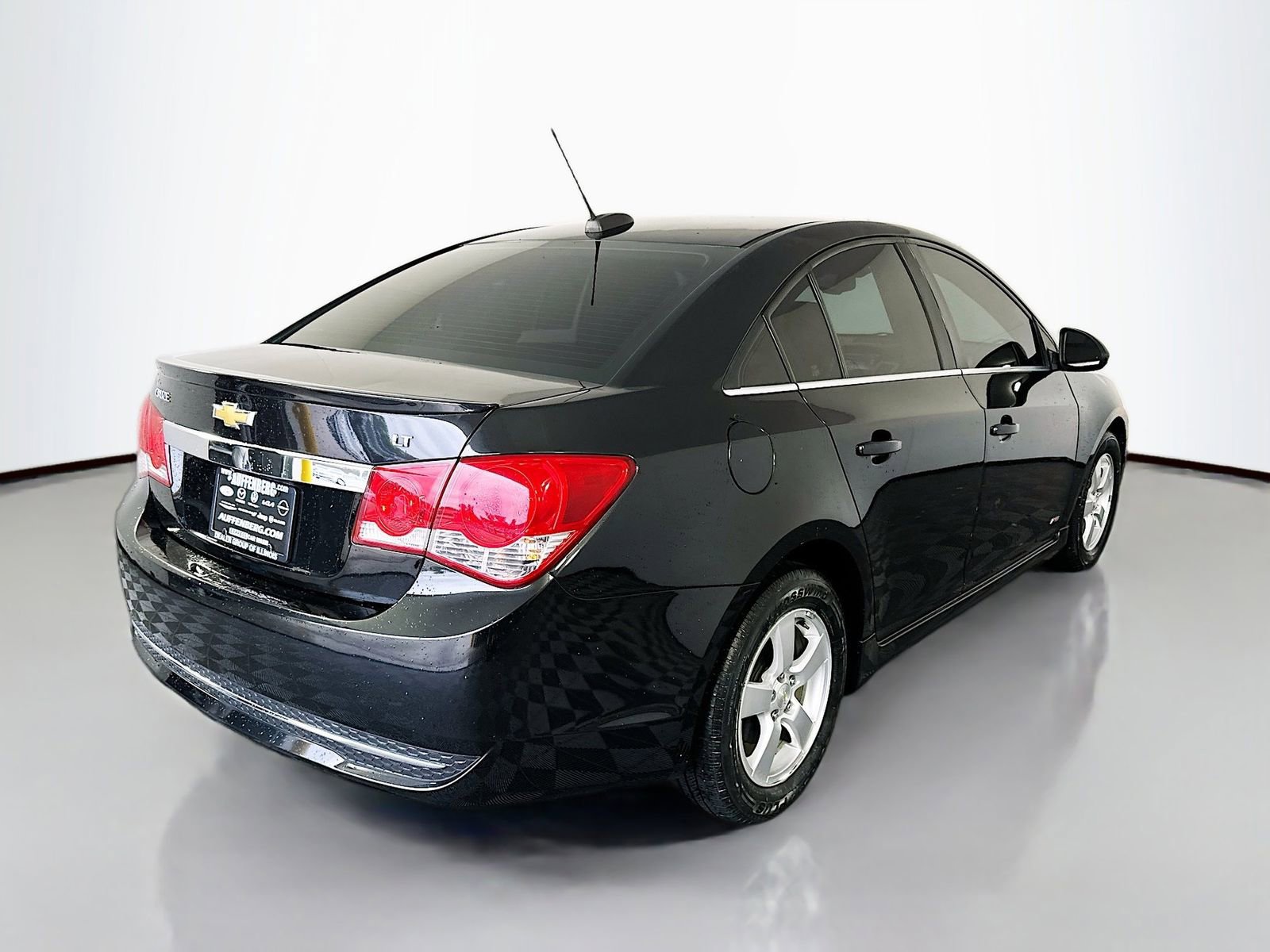 Used 2015 Chevrolet Cruze LT FWD image 7