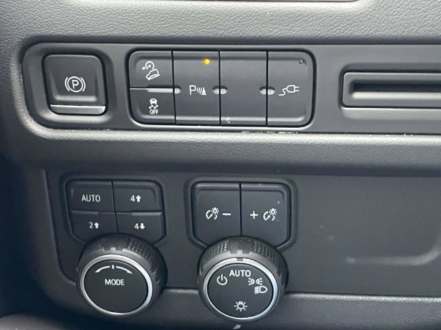 Certified 2021 Chevrolet Tahoe Z71 AWD/4WD image 35