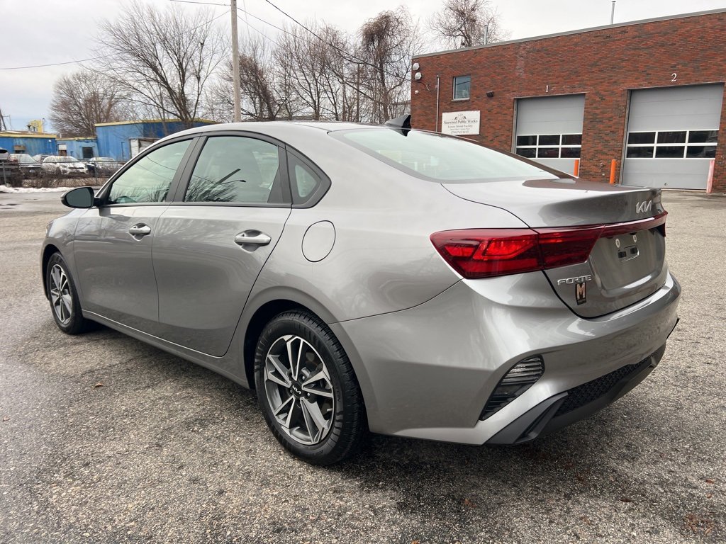 Certified 2023 Kia Forte LXS w/ LXS Technology Package image 3