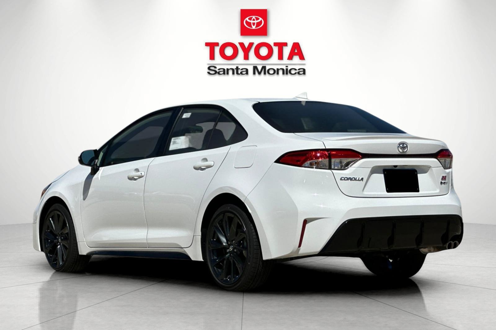 New 2027 Toyota Corolla SE FWD image 5