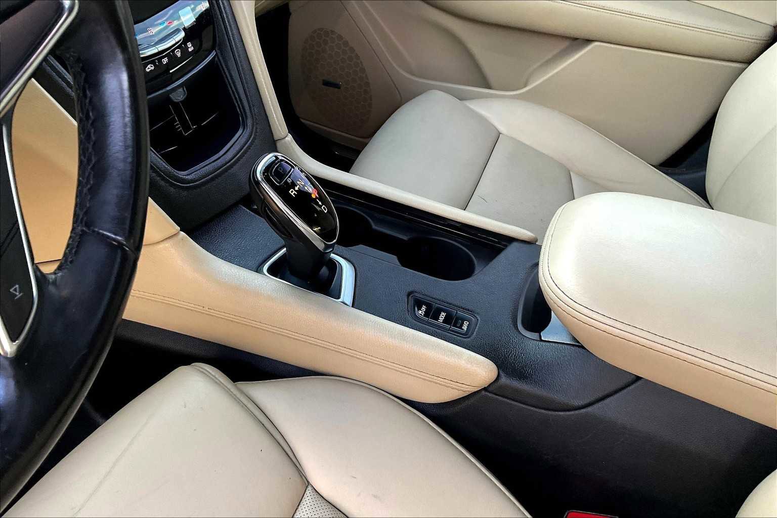 Used 2018 Cadillac XT5 Luxury w/ Driver Awareness Package image 25