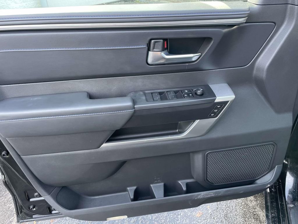 Used 2025 Toyota Tundra Platinum image 27