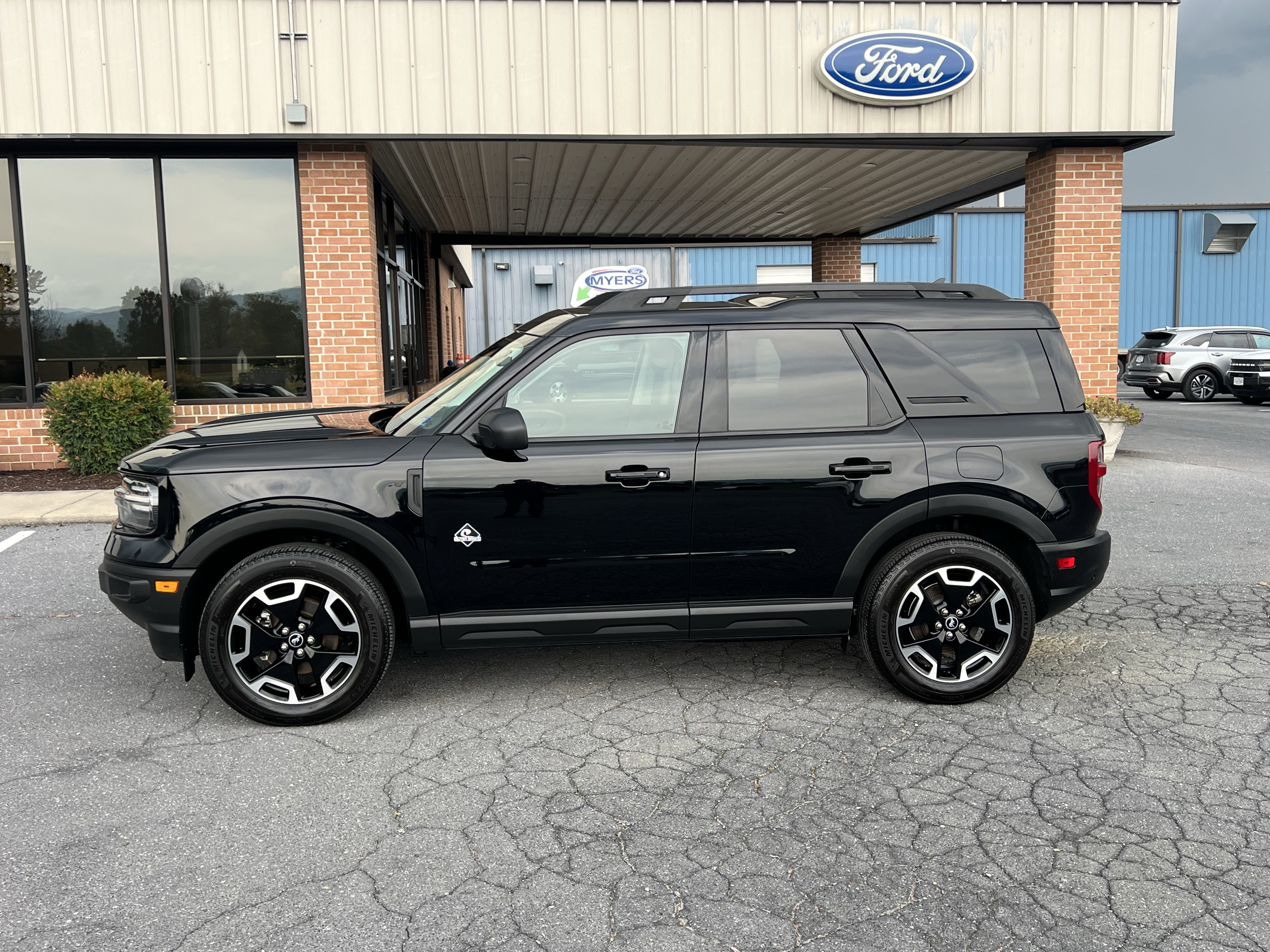 Used 2023 Ford Bronco Sport Outer Banks w/ Tech Package