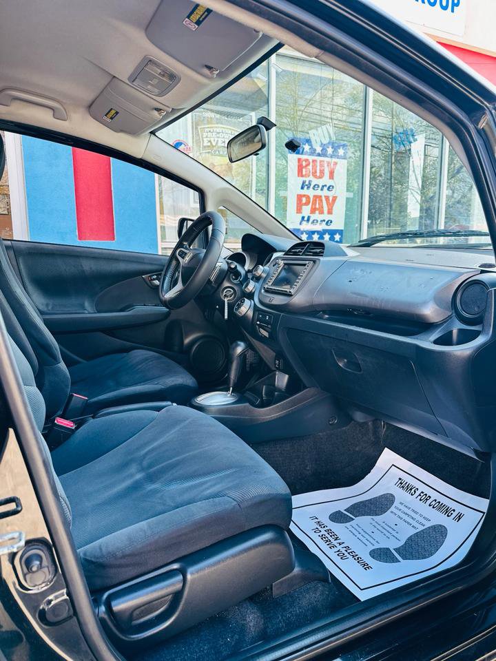 Used 2009 Honda Fit Sport image 9