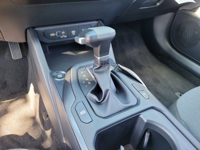 New 2026 Kia K4 FWD image 10