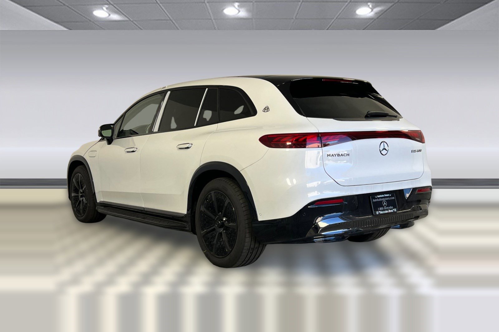 New 2026 Mercedes-Benz Maybach EQS 680 4MATIC image 3