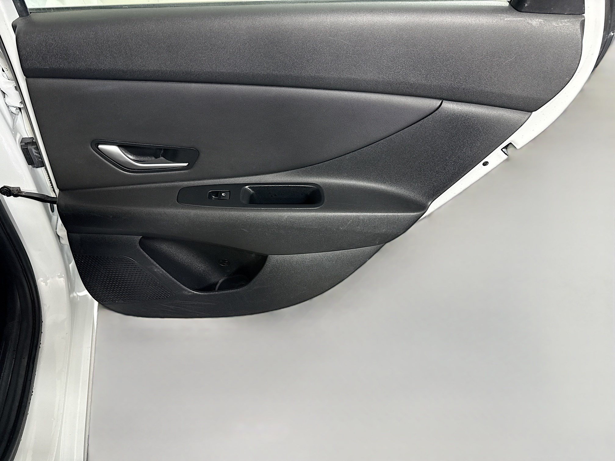 Used 2022 Hyundai Elantra SEL w/ Convenience Package FWD image 28