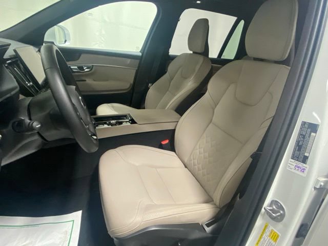 Used 2025 Volvo XC90 B6 Plus AWD/4WD image 11