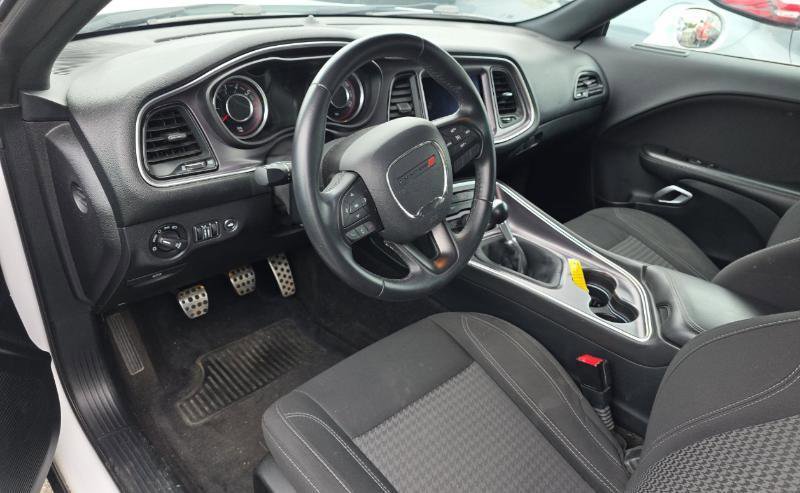 Used 2015 Dodge Challenger R/T w/ Quick Order Package 22B R/T RWD image 6