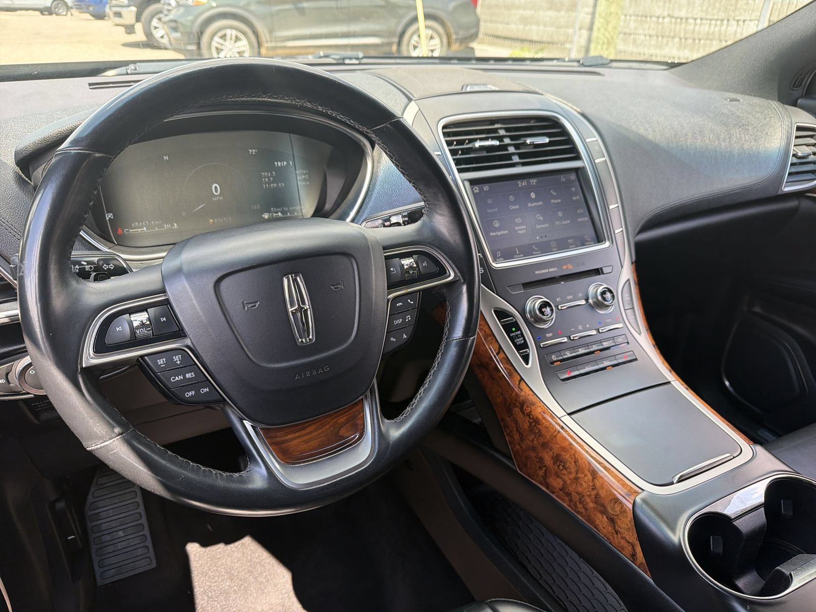 Used 2019 Lincoln Nautilus Select AWD/4WD image 17