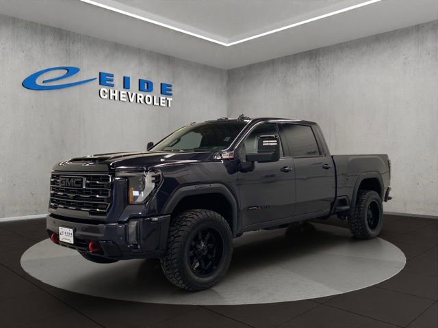 Used 2024 GMC Sierra 2500 AT4 w/ AT4 Preferred Package AWD/4WD image 9