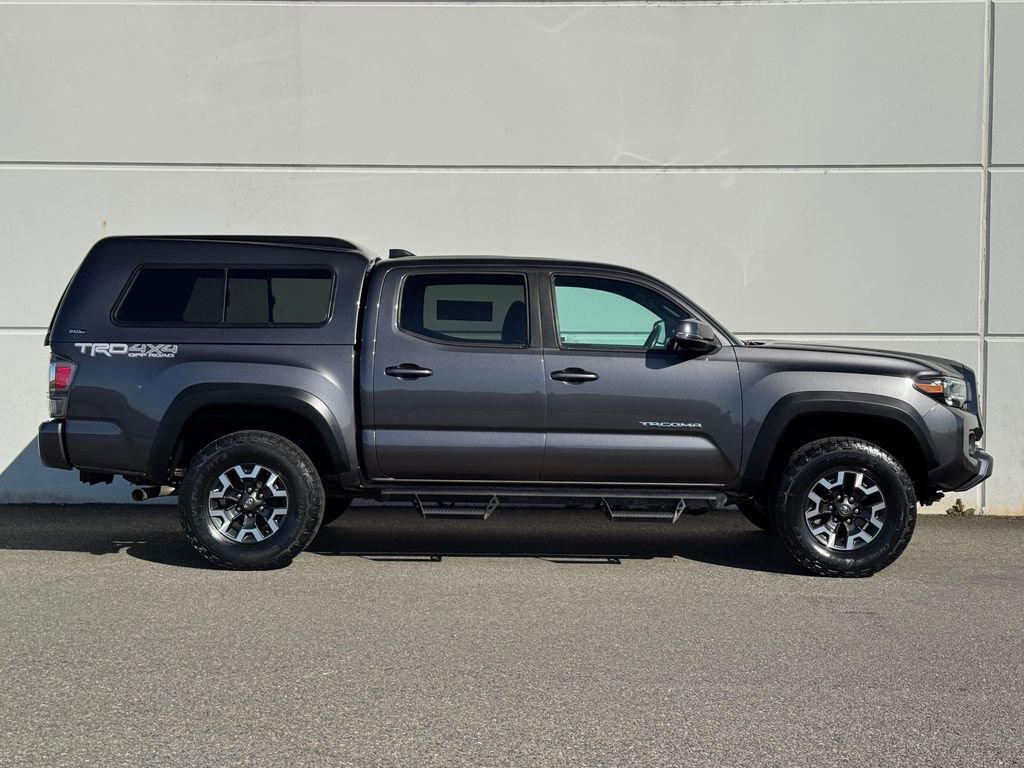 Used 2020 Toyota Tacoma TRD Off-Road w/ Technology Package AWD/4WD image 8