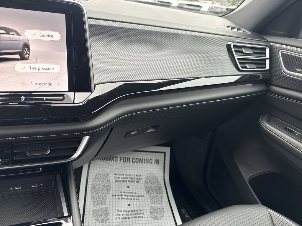 New 2026 Volkswagen Atlas Cross Sport SEL Premium R-Line image 13