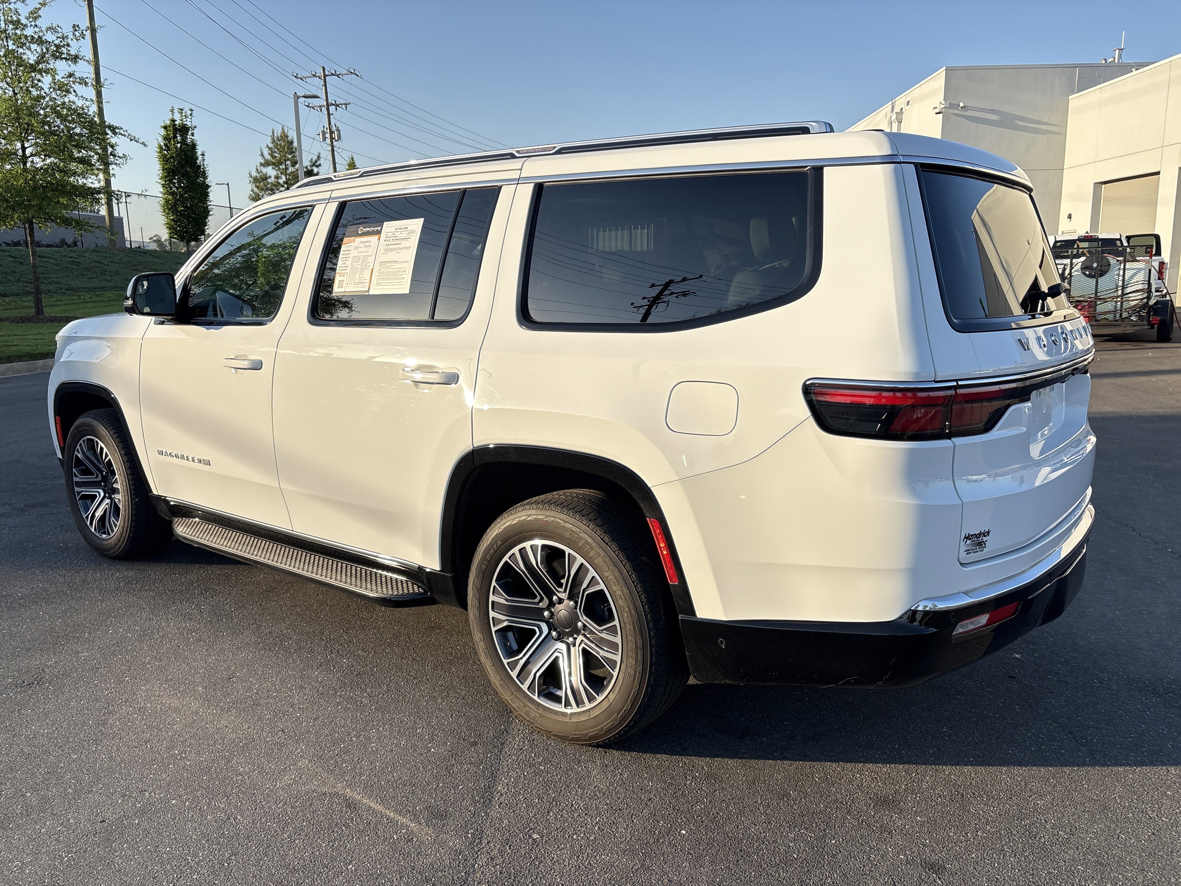 Used 2024 Jeep Wagoneer 2WD w/ Premium Group I image 7