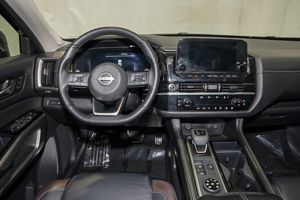 Certified 2024 Nissan Pathfinder Platinum w/ Cargo Package image 7