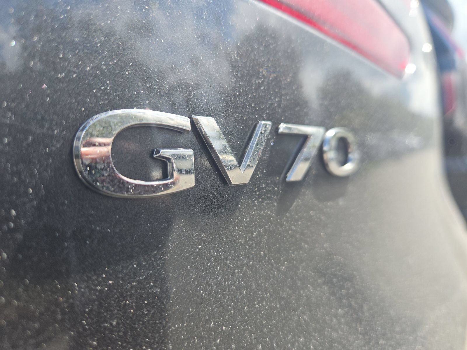Used 2025 Genesis GV70 2.5T AWD/4WD image 12