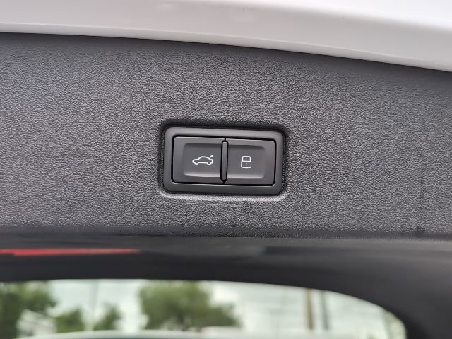 Used 2023 Audi Q4 e-tron Premium Plus w/ Premium Plus AWD/4WD image 30