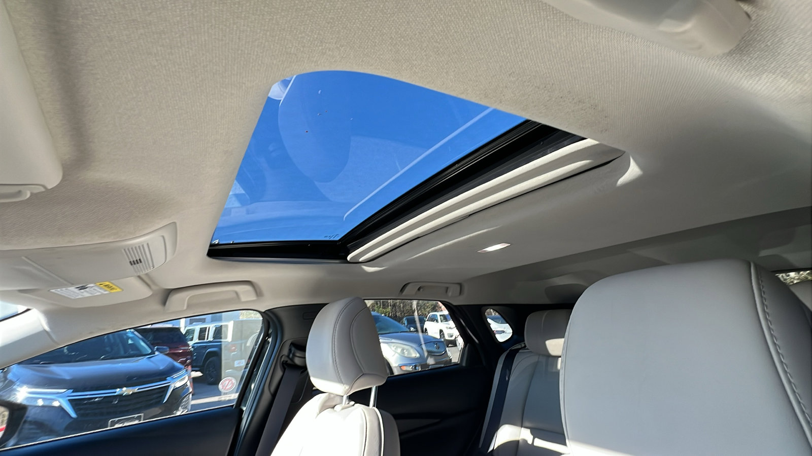 Used 2025 MAZDA CX-30 AWD 2.5 S w/ Preferred Package image 18