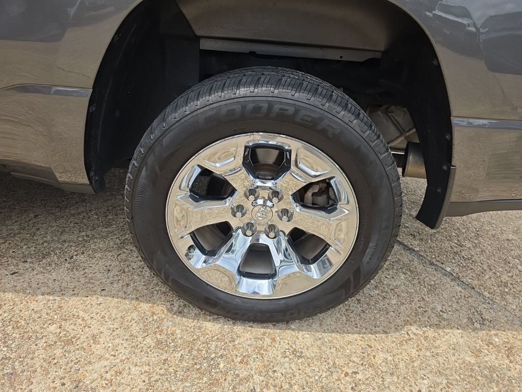 Used 2020 RAM 1500 Big Horn AWD/4WD image 12