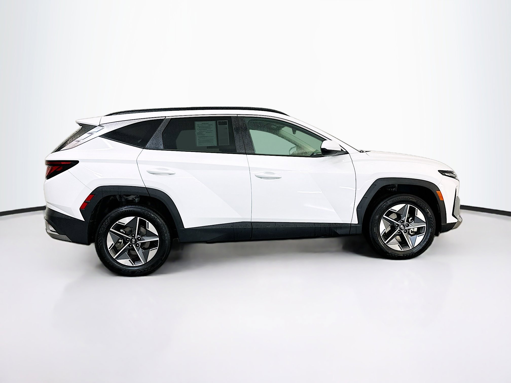 Used 2025 Hyundai Tucson SEL AWD/4WD image 10
