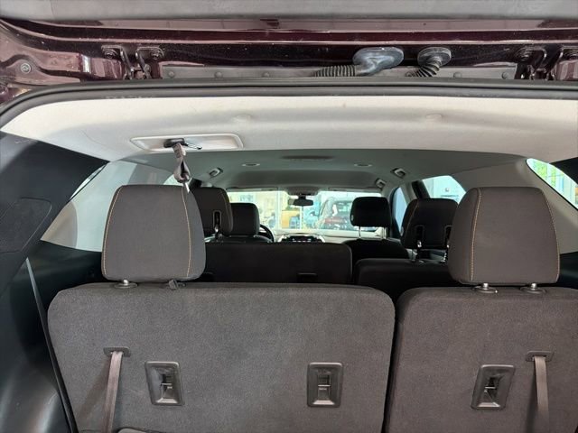 Used 2018 Chevrolet Traverse LT FWD image 26
