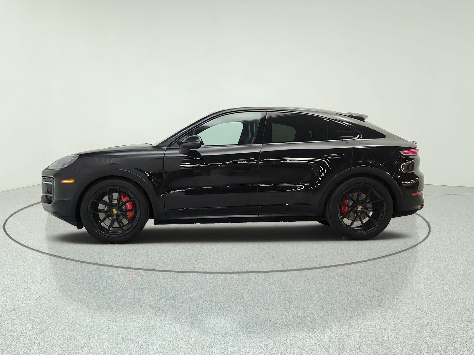 Used 2024 Porsche Cayenne S AWD/4WD image 9