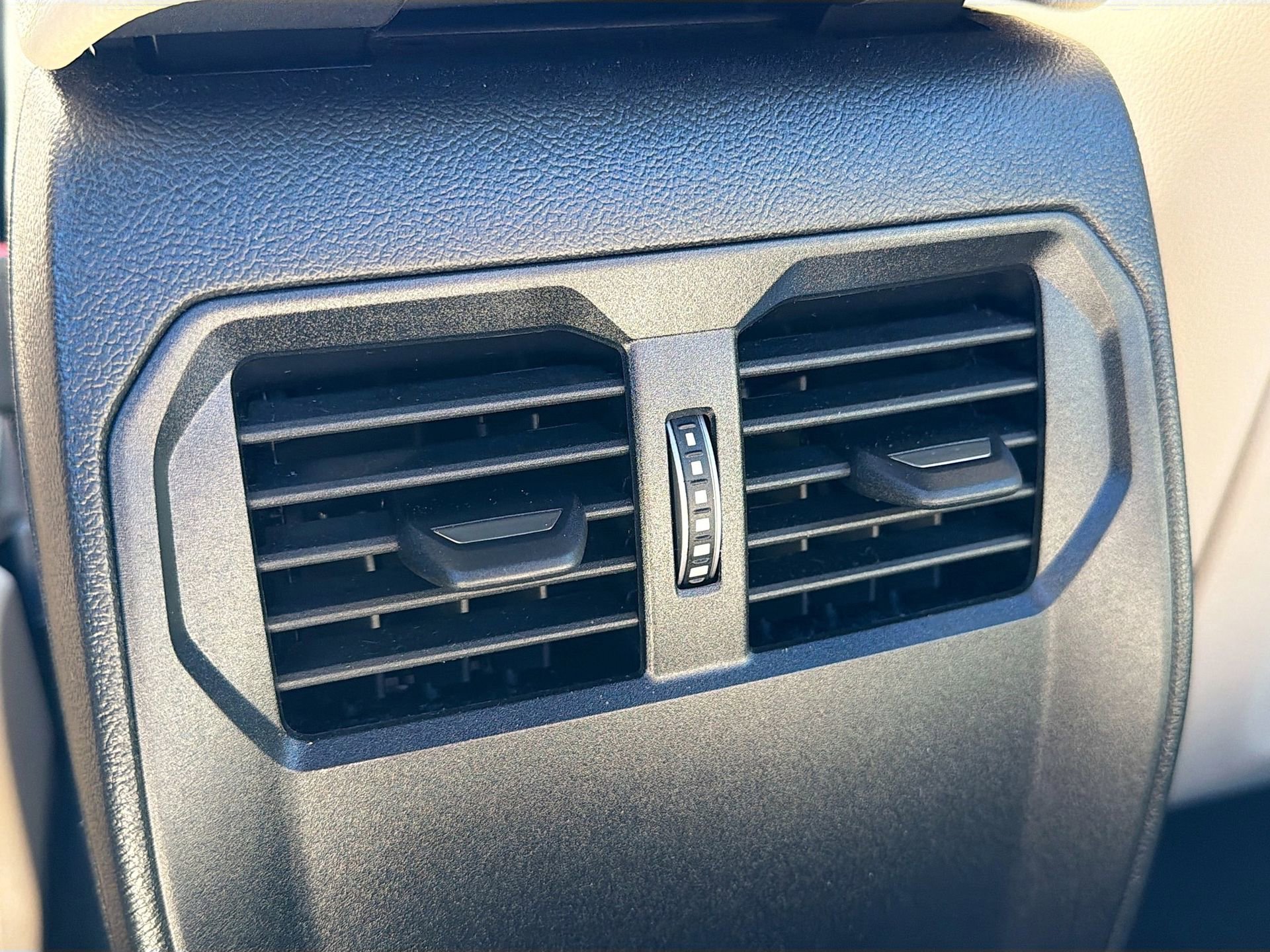 Used 2025 BMW M240i xDrive Coupe image 22