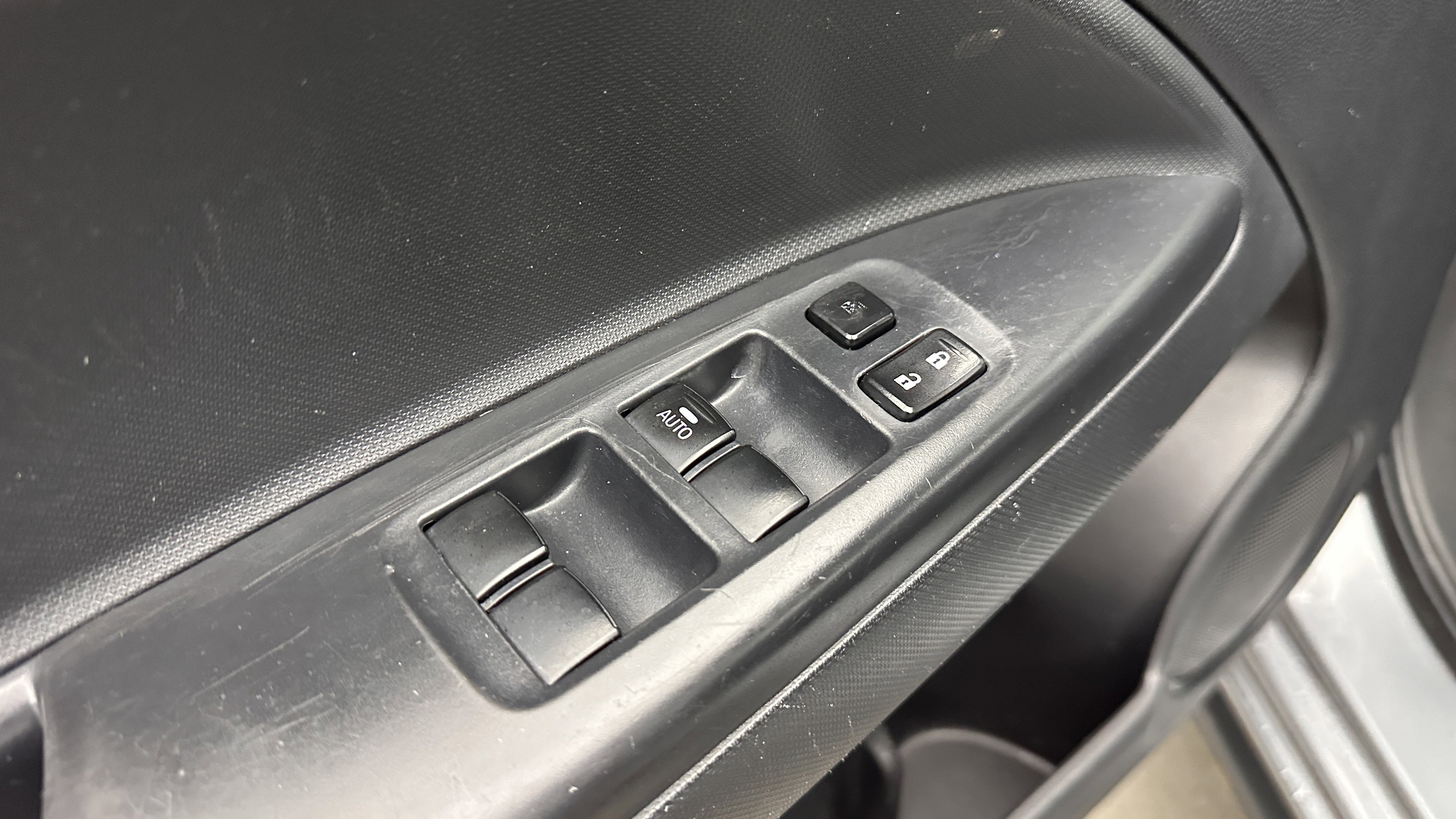 Used 2023 Mitsubishi Mirage ES image 11